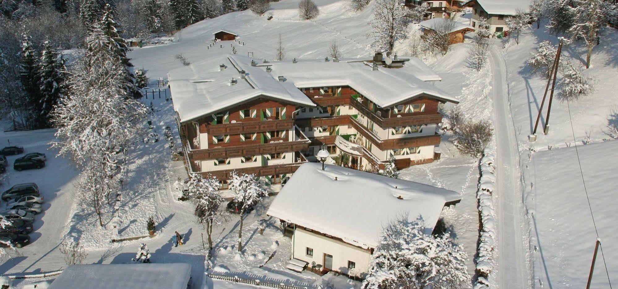 Ferienappartements Landhof Ellmau Extérieur photo